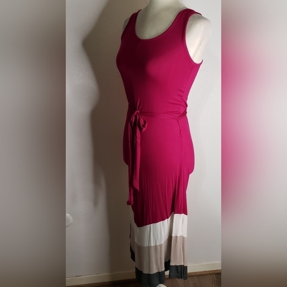 DESIGN STORY DRESS - Picture 2 of 5